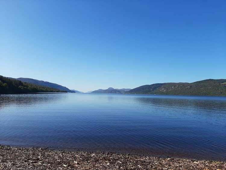 Rowers to brave Loch Ness